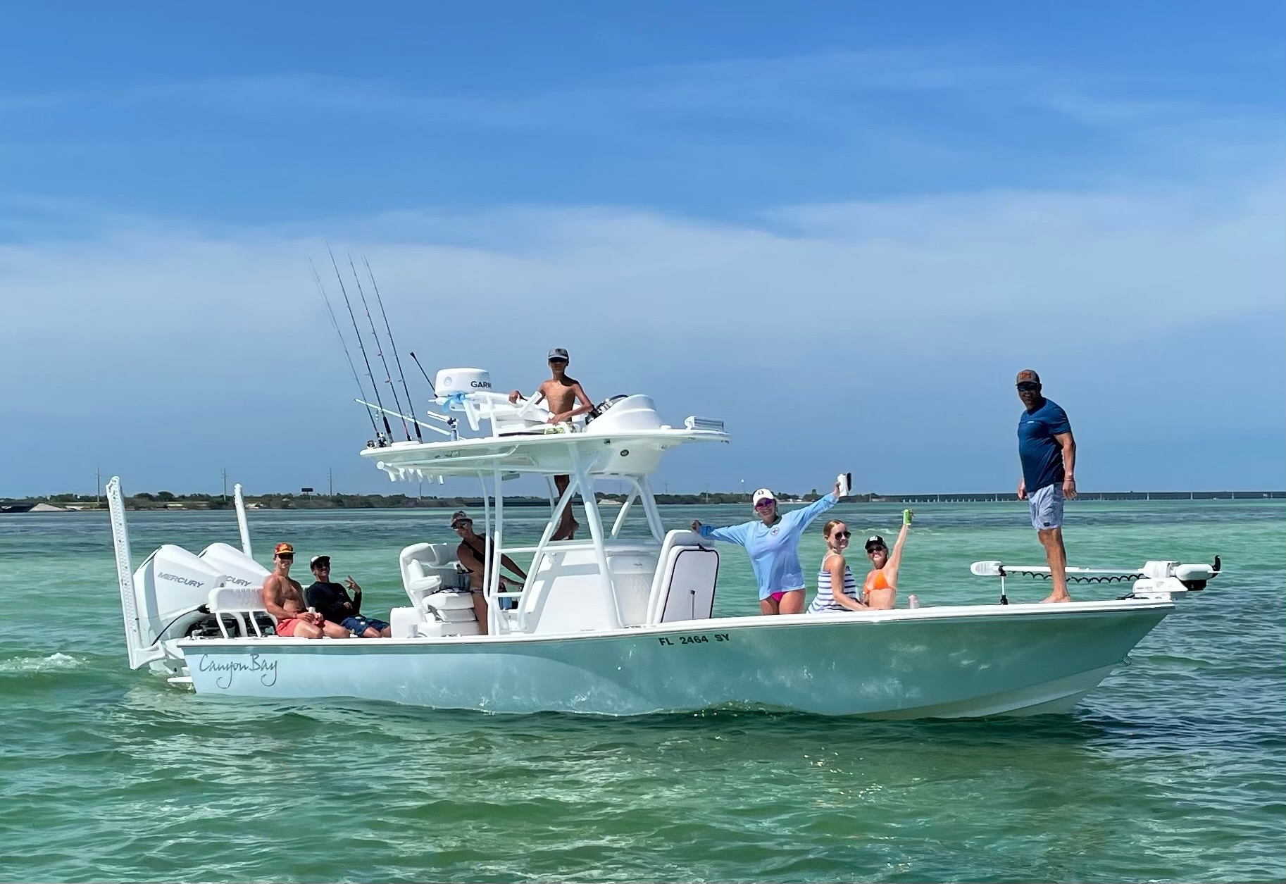 Offshore Boat Manufacturer | Model 28H | Canyon Bay Boats